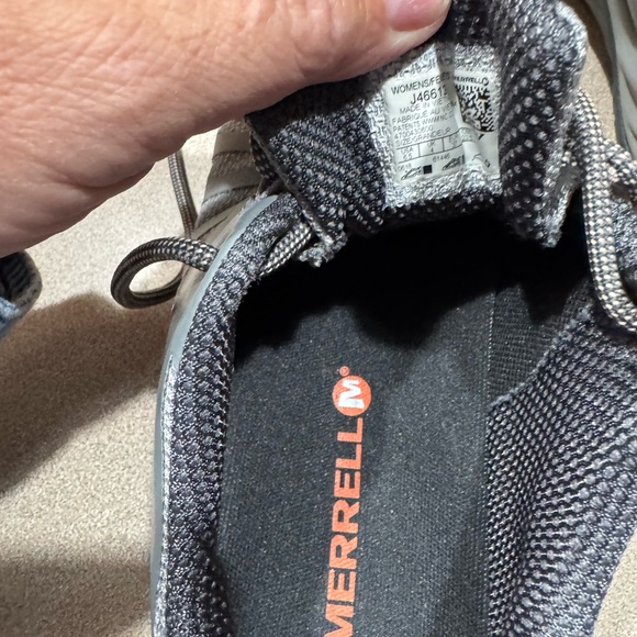 New Merrell All purpose Sneaker size 6.5 - Picture 3 of 4